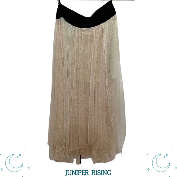Free People | Tulle Skirt | Size XS - Picture 2 of 2